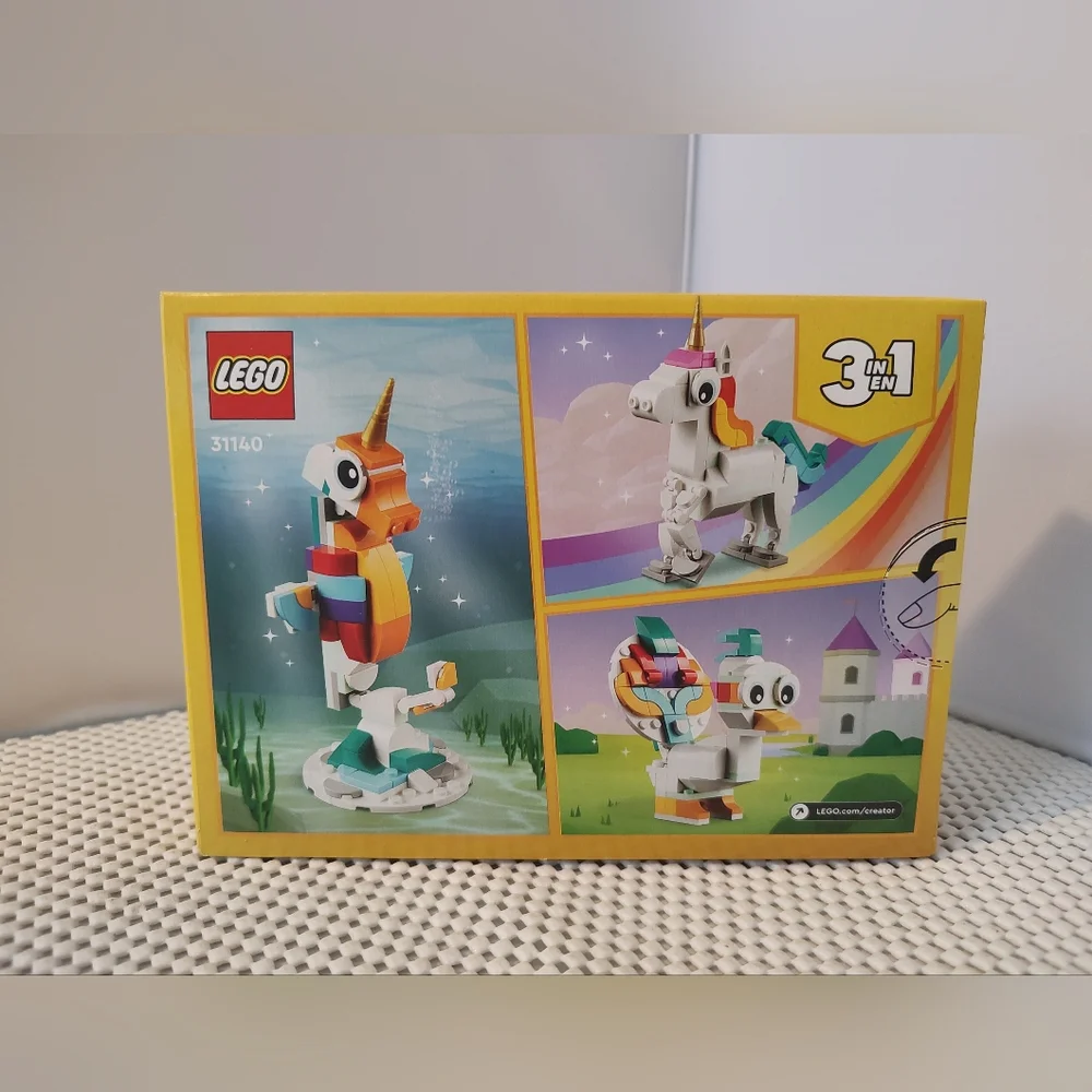 Lego Creator 31140 Magical Unicorn 3-in-1 NWT Building Toy Set